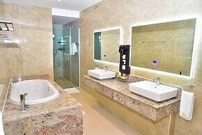 Binos Inn Hotel and Suites