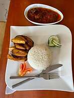 Binos Inn Hotel and Suites
