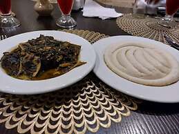 Binos Inn Hotel and Suites