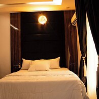 Binos Inn Hotel and Suites