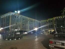 Rosrit Hotel and Suites