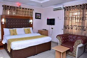 Rosrit Hotel and Suites