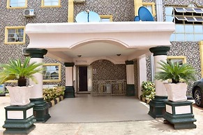 Rosrit Hotel and Suites