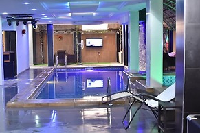 Pefas Ville Hotel