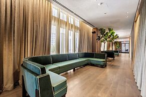 Luxury PH 51st Floor City Views