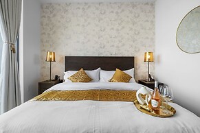 Luxury PH 51st Floor City Views