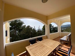 Salanti Get Away Villa