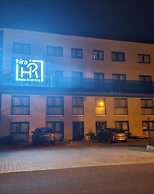 Hira Boarding Aparthotel