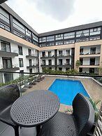 Easy Stay at Embassy Gardens Apartment