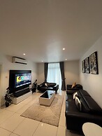 Easy Stay at Embassy Gardens Apartment