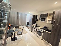 Easy Stay at Embassy Gardens Apartment