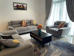Easy Stay at Embassy Gardens Apartment