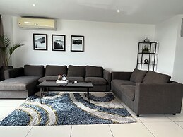 Easy Stay at Embassy Gardens Apartment