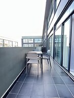 Easy Stay at Embassy Gardens Apartment