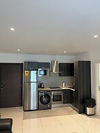 Easy Stay at Embassy Gardens Apartment
