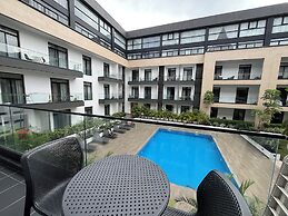 Easy Stay at Embassy Gardens Apartment