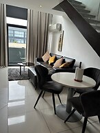 Easy Stay at Embassy Gardens Apartment