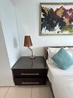 Easy Stay at Embassy Gardens Apartment