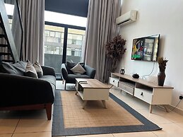 Easy Stay at Embassy Gardens Apartment