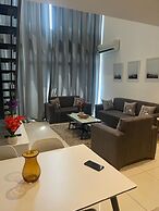 Easy Stay at Embassy Gardens Apartment