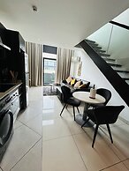 Easy Stay at Embassy Gardens Apartment