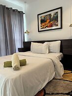 Easy Stay at Embassy Gardens Apartment
