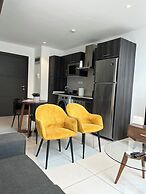 Easy Stay at Embassy Gardens Apartment