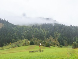 Apartment With a Shared Sauna in Bichlbach