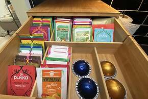 Cosy dog Friendly Self Contained Apartment With Parking