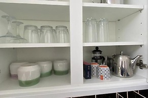 Cosy dog Friendly Self Contained Apartment With Parking