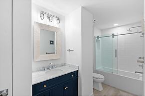 Beach Colony West 1C