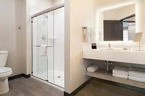 ClubHouse Hotel & Suites - Rapid City