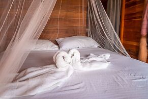 The Mompe Hostal Beach