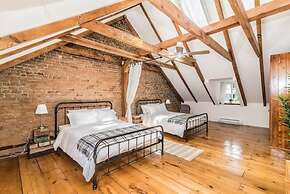 Montreal Artist Loft - Champs