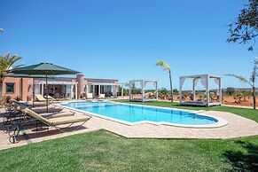 Al Karob Yoga Boutique Hotel