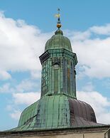 Budgetel - Kong Oscars gate 44