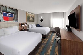 La Quinta Inn & Suites By Wyndham San Antonio At The Rim