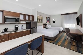 La Quinta Inn & Suites By Wyndham San Antonio At The Rim