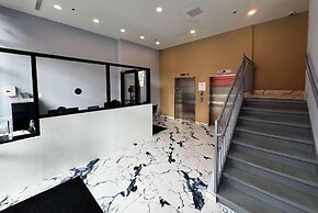 Super 8 by Wyndham Brooklyn Fulton Street/Broadway Junction