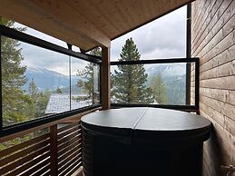 Nice Chalet With Sauna
