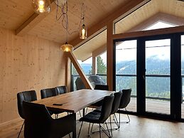 Nice Chalet With Sauna