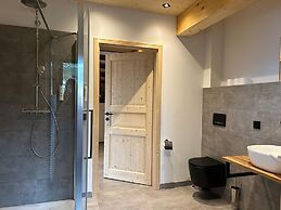 Nice Chalet With Sauna