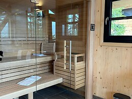 Superior Chalet With Sauna and hot tub