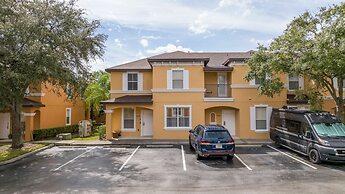 Cozy 4BR Regal Oaks w hot tub