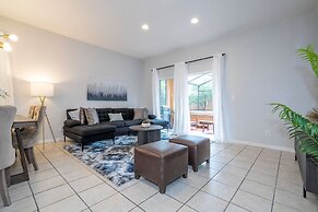 Cozy 4BR Regal Oaks w hot tub