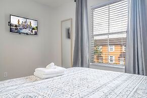 Cozy 4BR Regal Oaks w hot tub