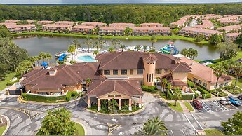 Cozy 4BR Regal Oaks w hot tub