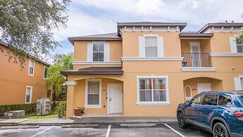 Cozy 4BR Regal Oaks w hot tub