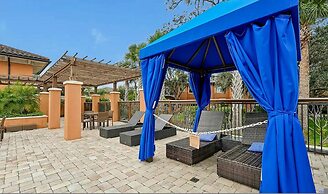 Cozy 4BR Regal Oaks w hot tub