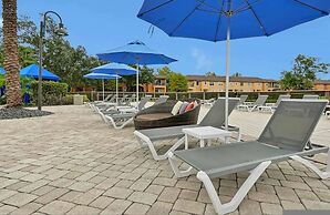 Cozy 4BR Regal Oaks w hot tub